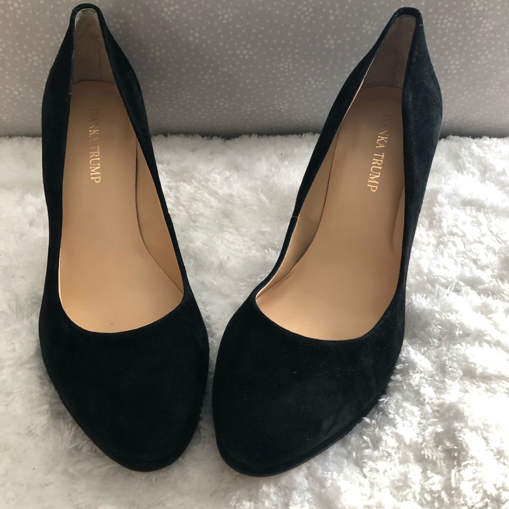 Barely worn Ivanka Trump Suede Black heels